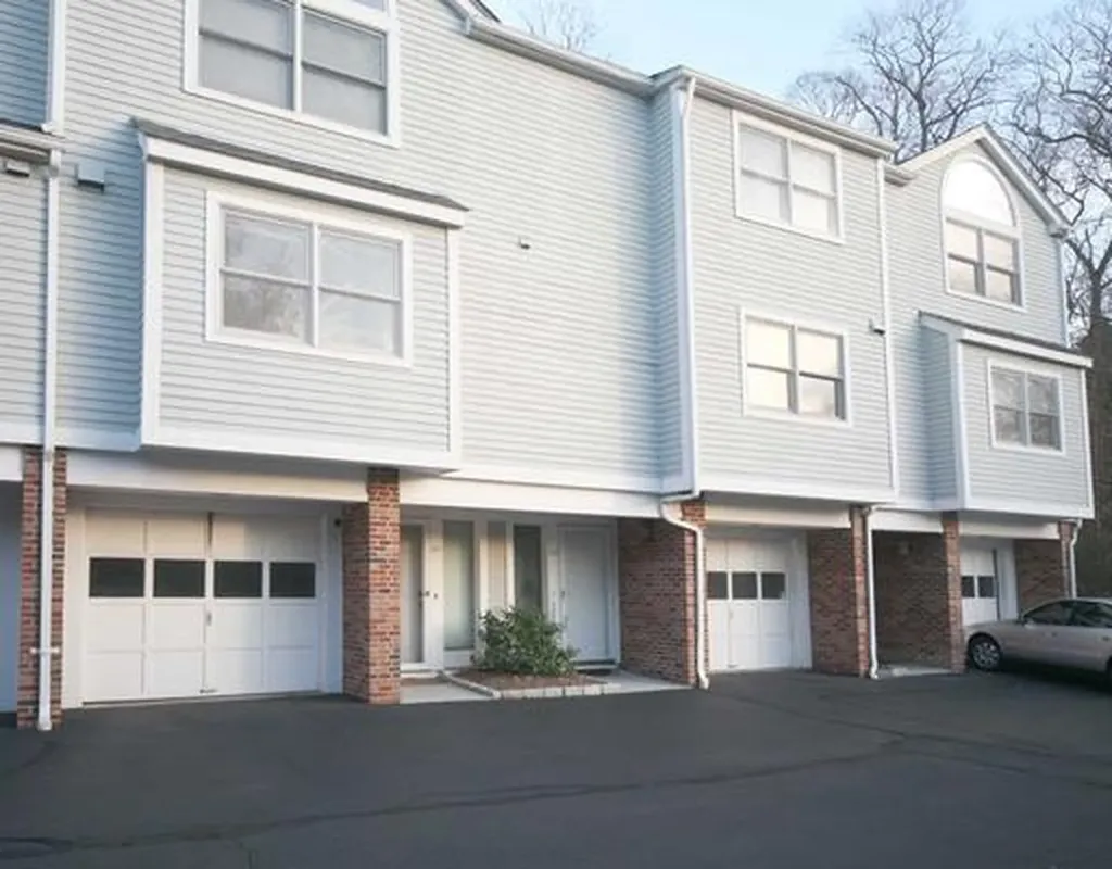 Greenwich CT 06831