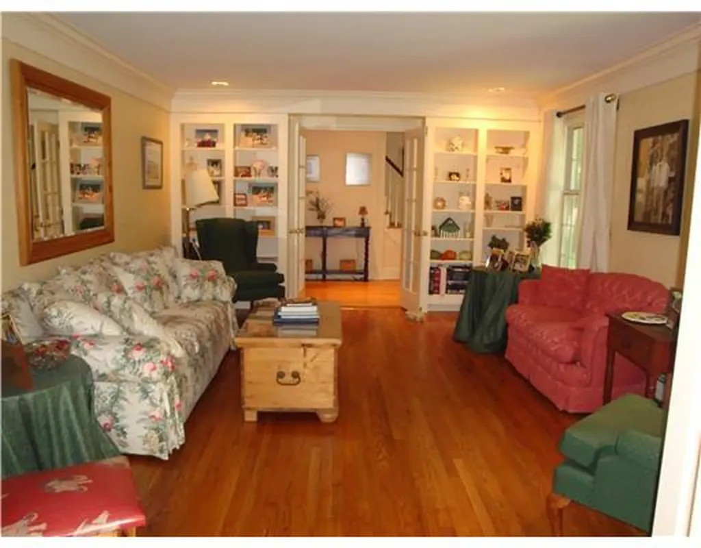 51 Old Stone Bridge Road Cos Cob CT 06807