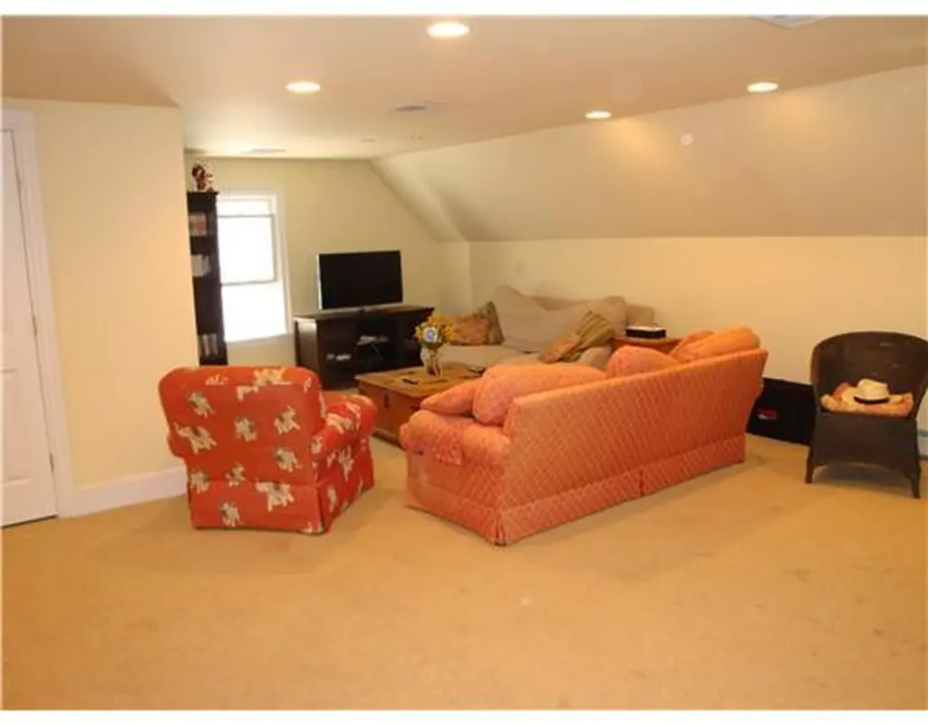 51 Old Stone Bridge Road Cos Cob CT 06807