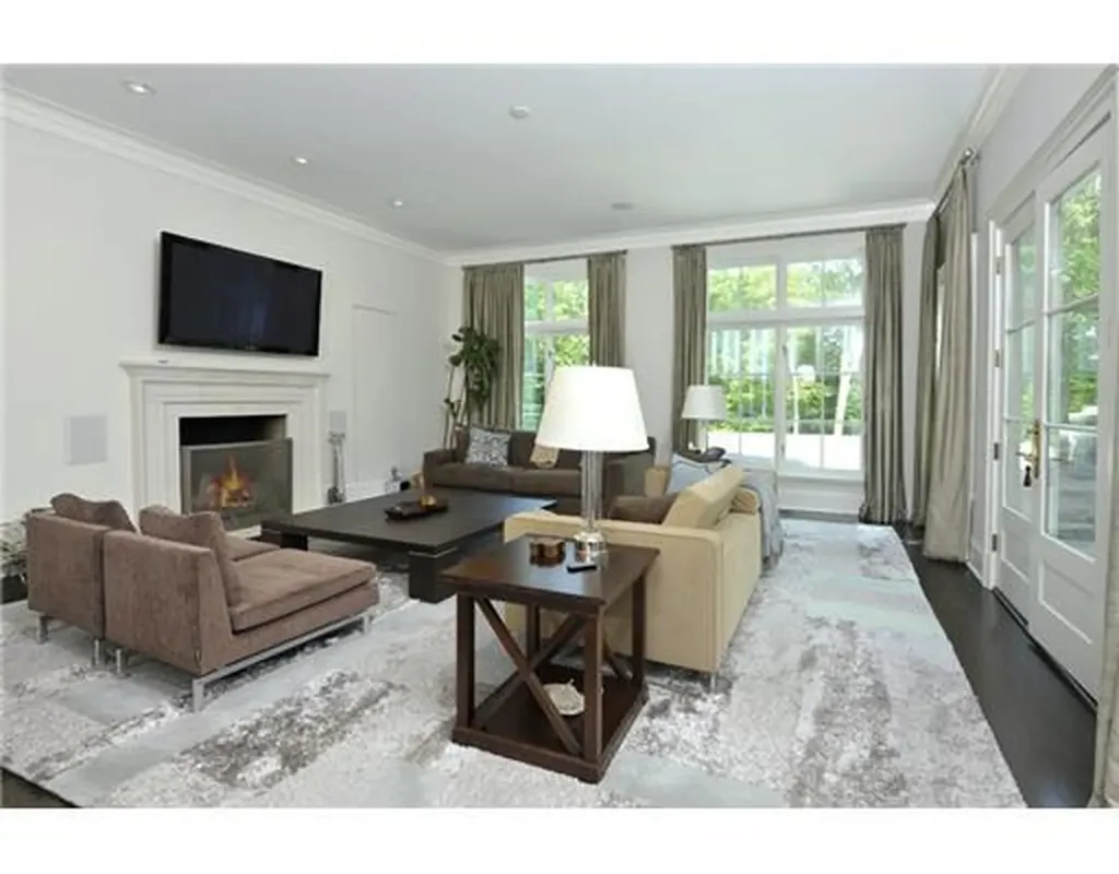Greenwich CT 06831