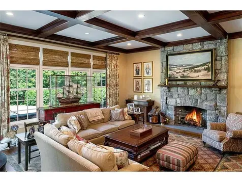 Greenwich CT 06831
