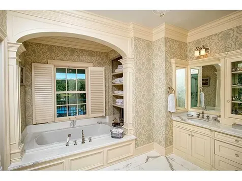 Greenwich CT 06831