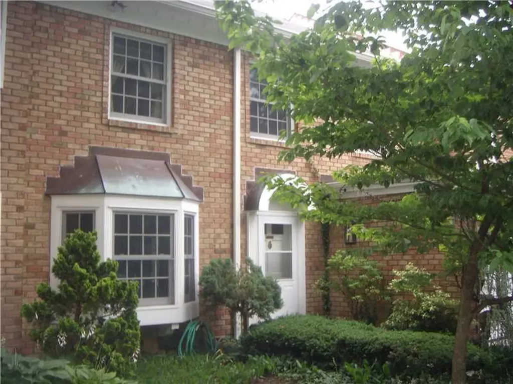 10 Georgetowne North Greenwich CT 06831