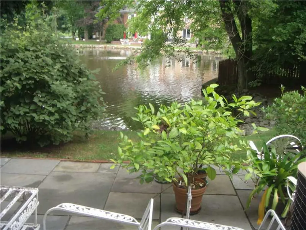 10 Georgetowne North Greenwich CT 06831