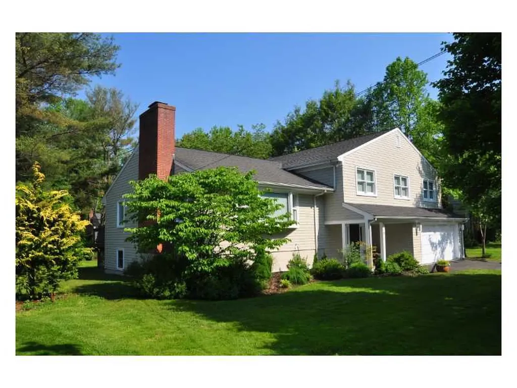 22 Shady Brook Lane Old Greenwich CT 06870