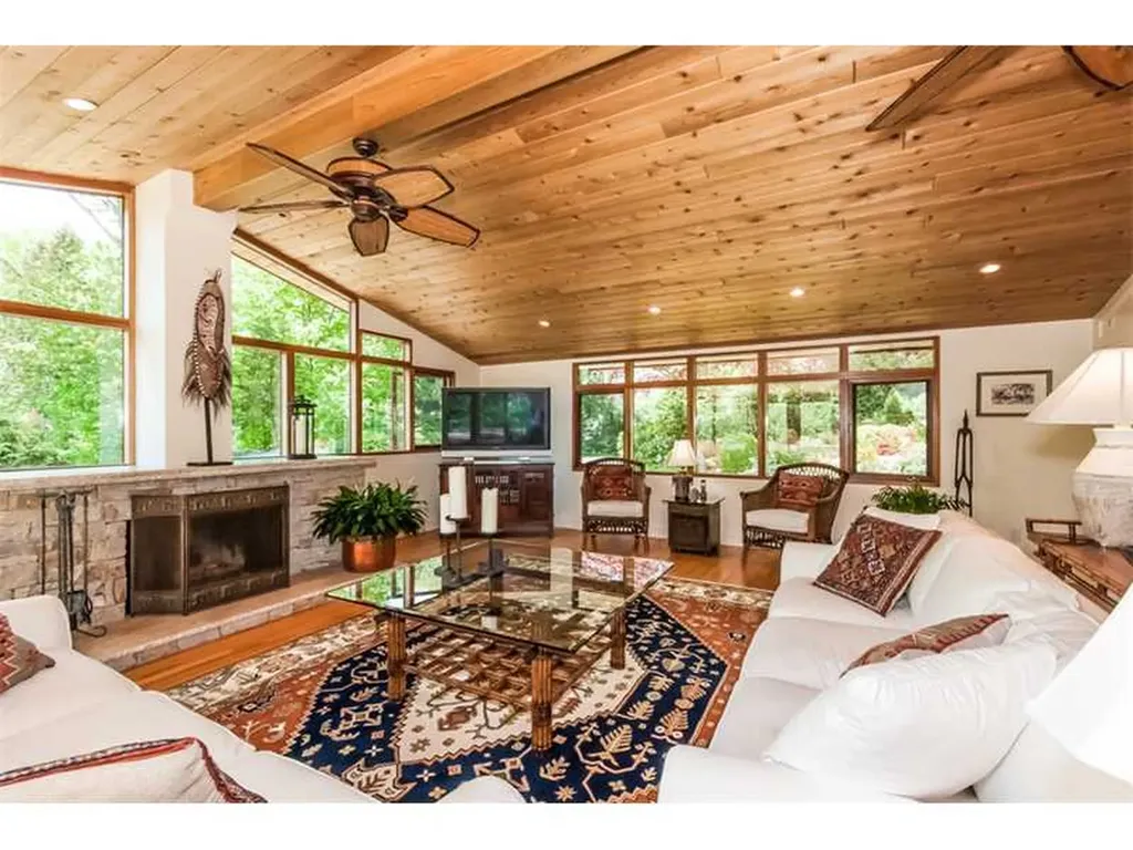 335 Valley Road Cos Cob CT 06807
