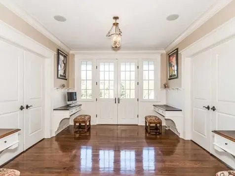38 Hunting Ridge Lane Wilton CT 06897