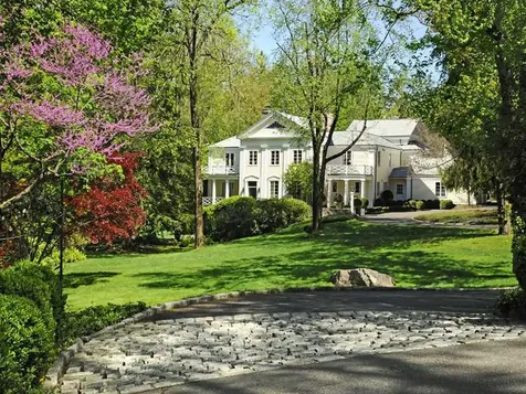 90 Round Hill Road Greenwich CT 06831