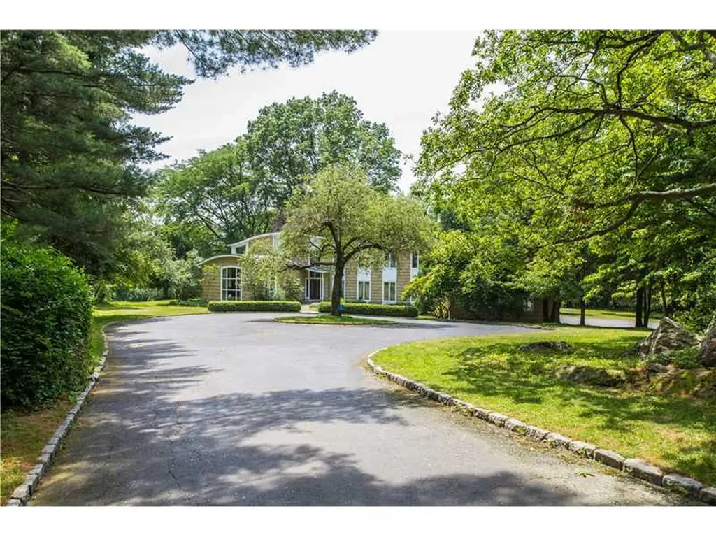 434 Round Hill Road Greenwich CT 06831