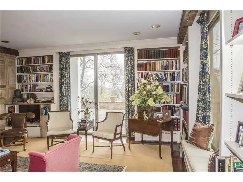 434 Round Hill Road Greenwich CT 06831