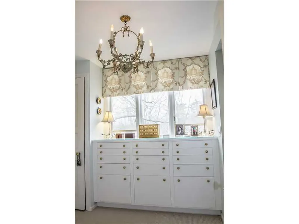 434 Round Hill Road Greenwich CT 06831