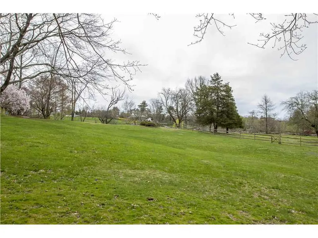 434 Round Hill Road Greenwich CT 06831