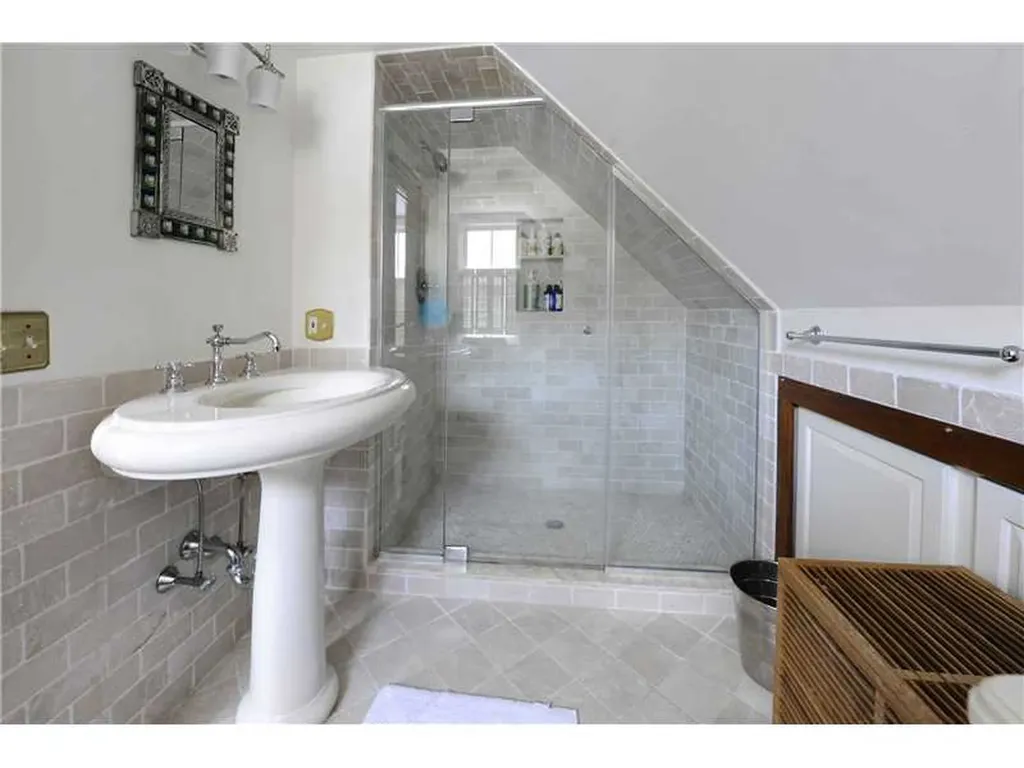 226 Valley Road Cos Cob CT 06807