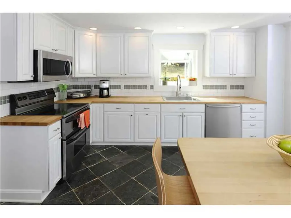 226 Valley Road Cos Cob CT 06807