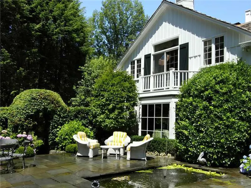 Greenwich CT 06831