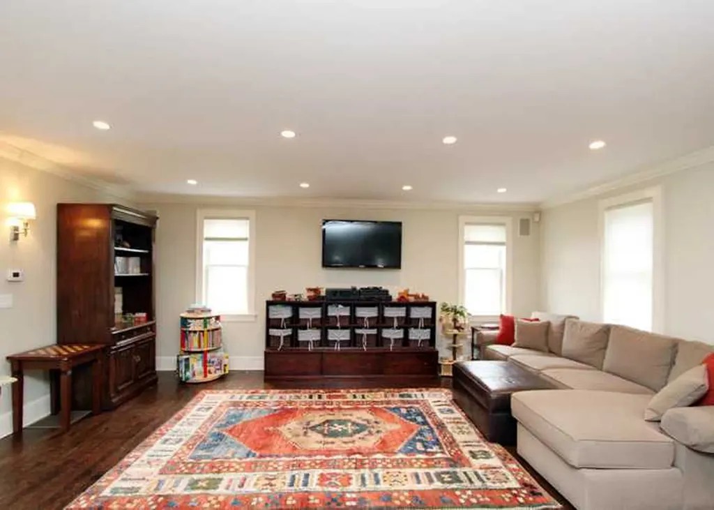 76 Valleywood Road Cos Cob CT 06807