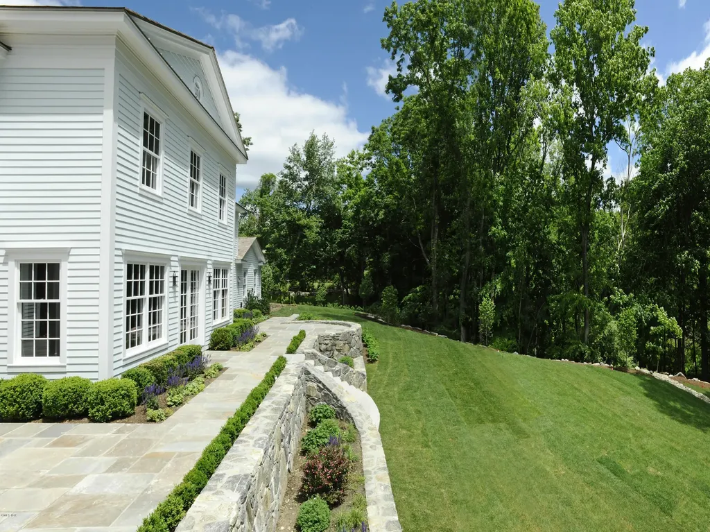 27 Stillman Lane Greenwich CT 06831
