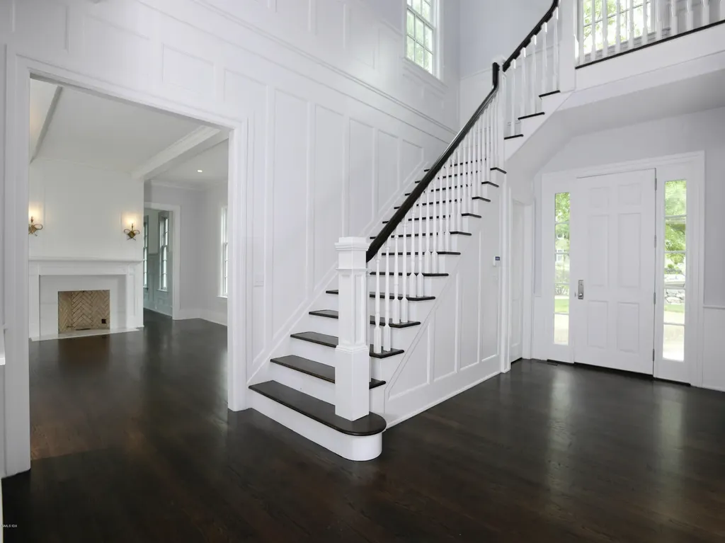 27 Stillman Lane Greenwich CT 06831