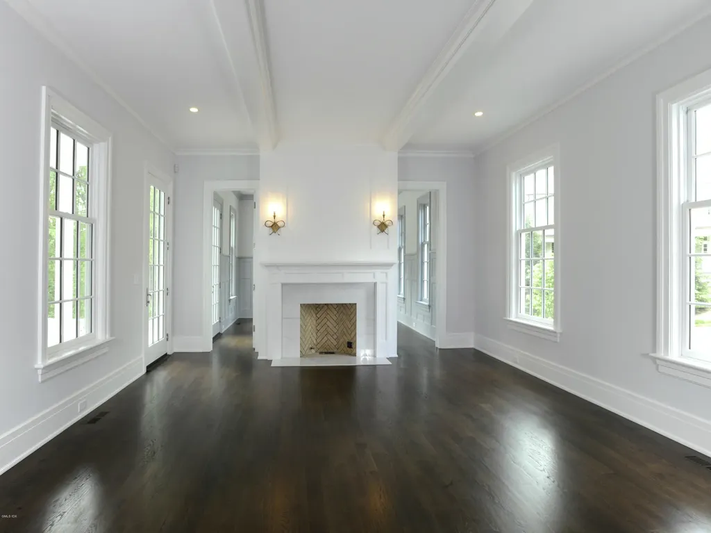 27 Stillman Lane Greenwich CT 06831