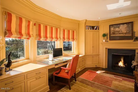 25 E Point Lane Old Greenwich CT 06870