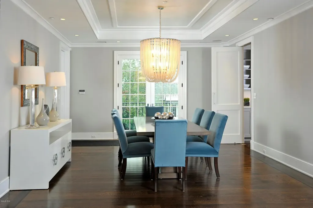 559 Steamboat Road Greenwich CT 06830