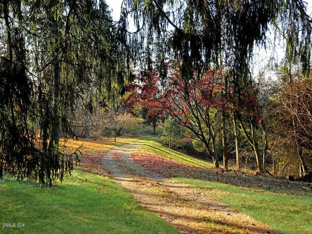 269 Palmer Hill Road Old Greenwich CT 06870