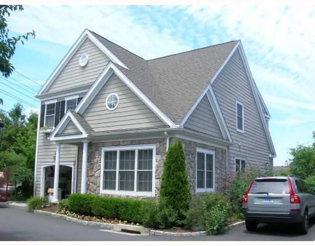 105 Hamilton Avenue Greenwich CT 06830