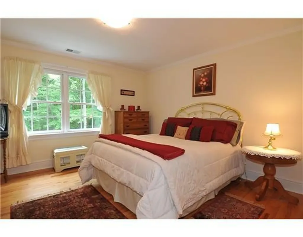 Cos Cob CT 06807