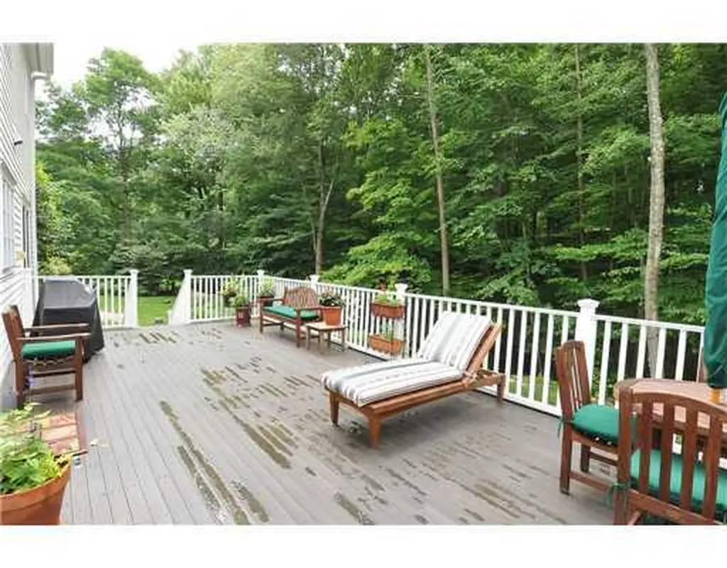 Cos Cob CT 06807