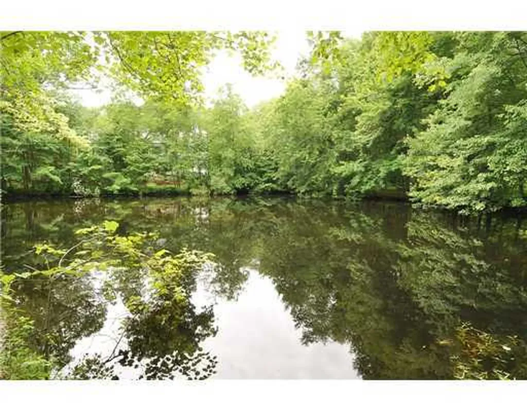 Cos Cob CT 06807