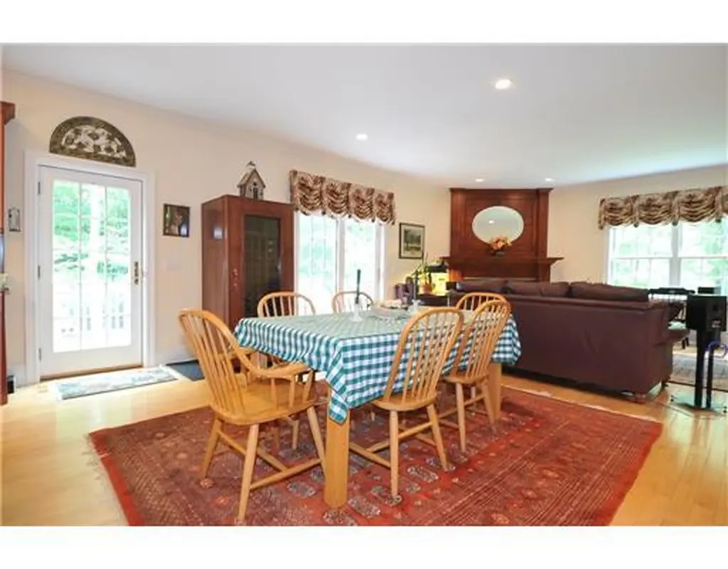 Cos Cob CT 06807