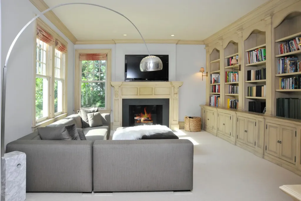 Greenwich CT 06830