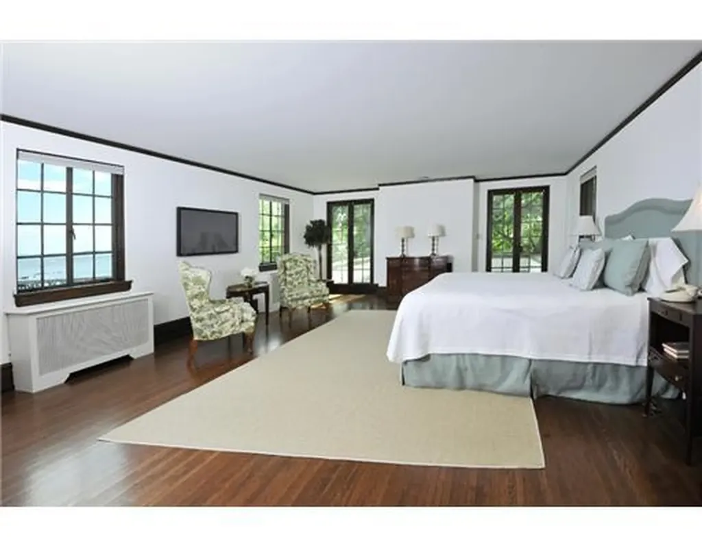 Greenwich CT 06830