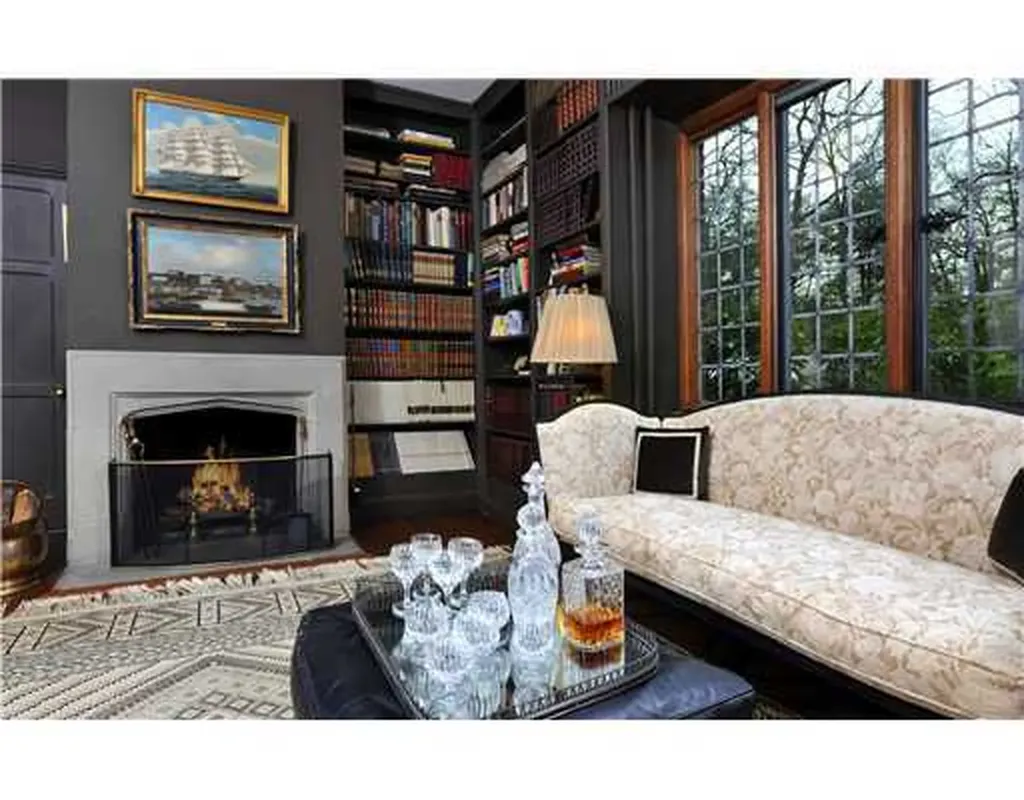 60 Oneida Drive Greenwich CT 06830