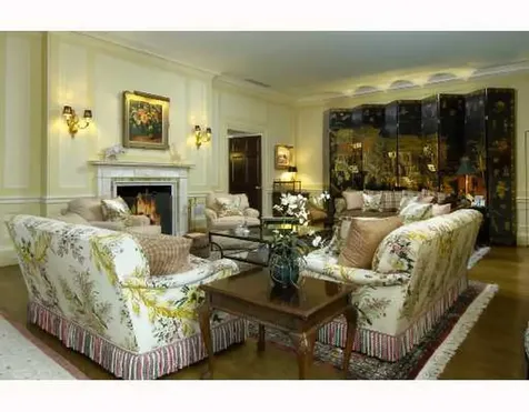 Greenwich CT 06831