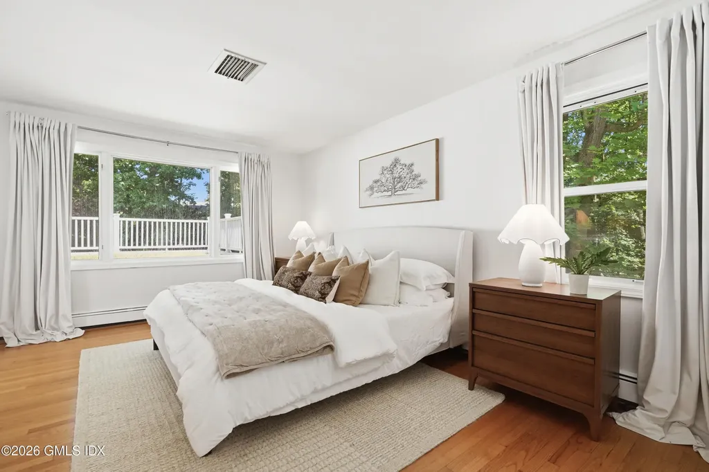 33 Sachem Road Greenwich CT 06830