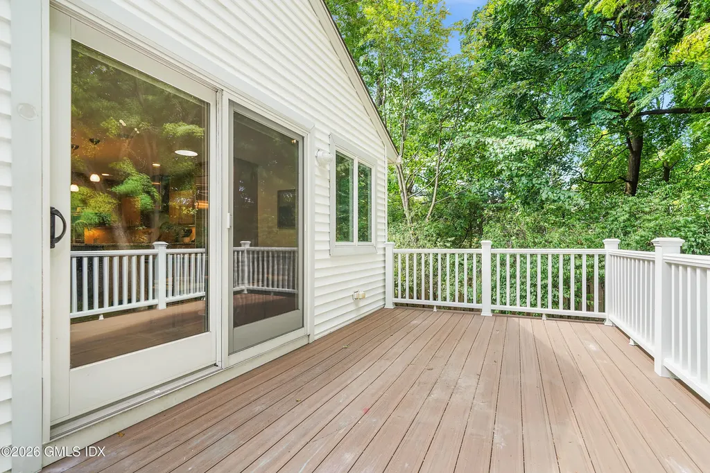 33 Sachem Road Greenwich CT 06830