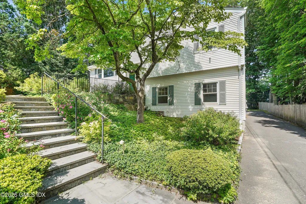 33 Sachem Road Greenwich CT 06830