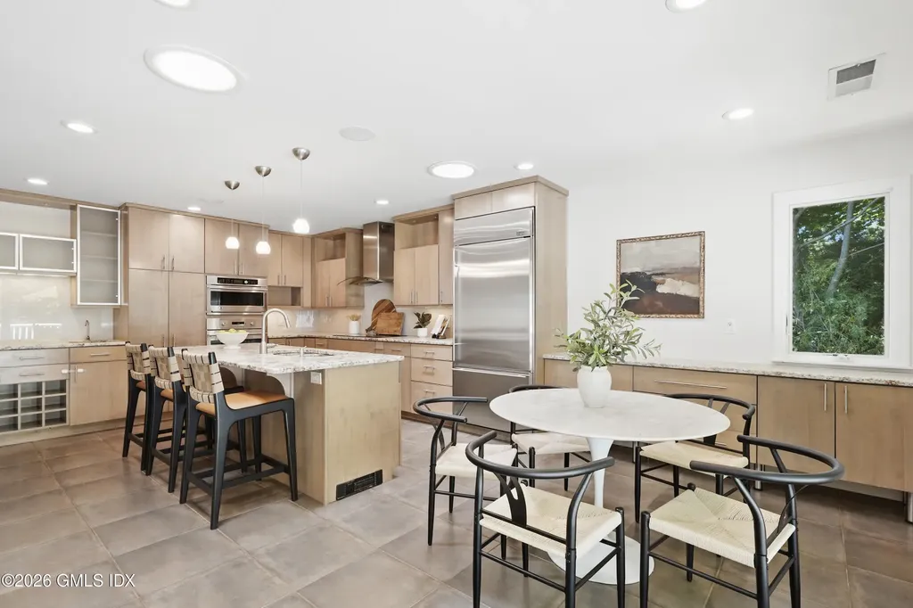 33 Sachem Road Greenwich CT 06830