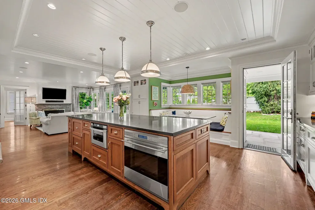 7 Hearthstone Drive Riverside CT 06878