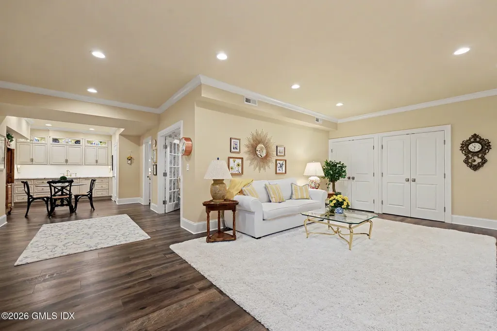 7 Hearthstone Drive Riverside CT 06878