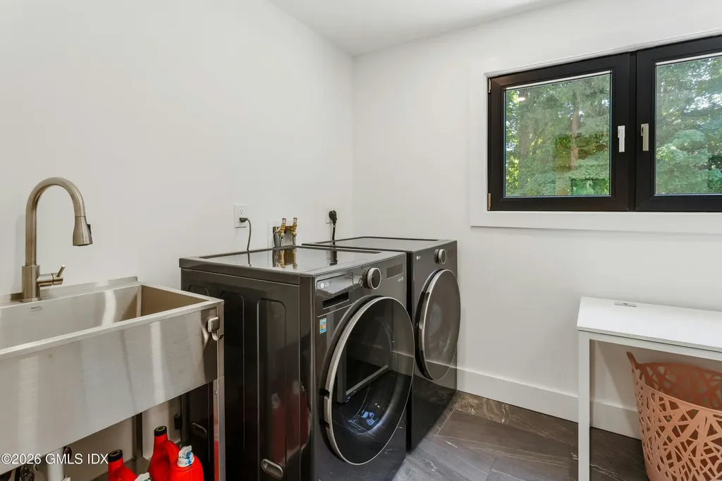 34 Thunder Mountain Road Greenwich CT 06831