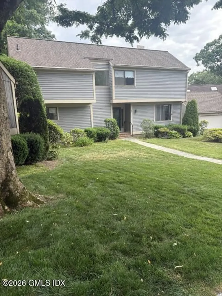 507 W Lyon Farm Drive Greenwich CT 06831