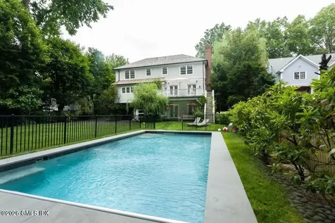42 Breezemont Avenue Riverside CT 06878