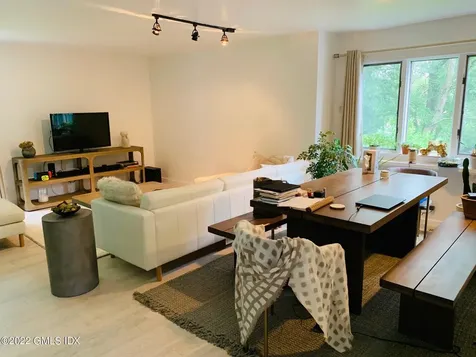 197 Sheephill Road Riverside CT 06878