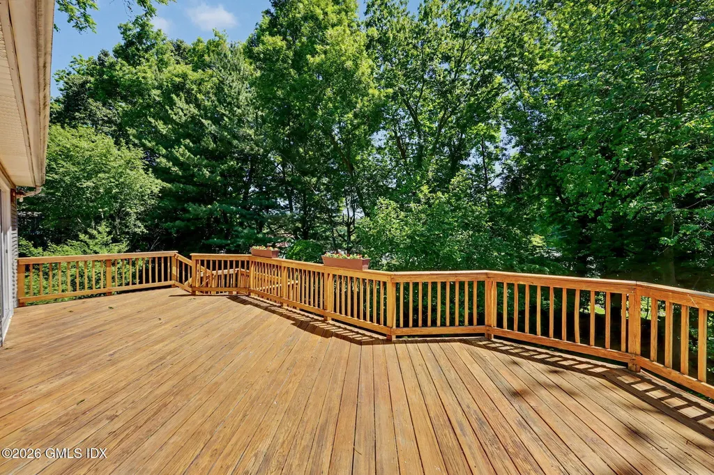 22 Nedley Lane Greenwich CT 06831