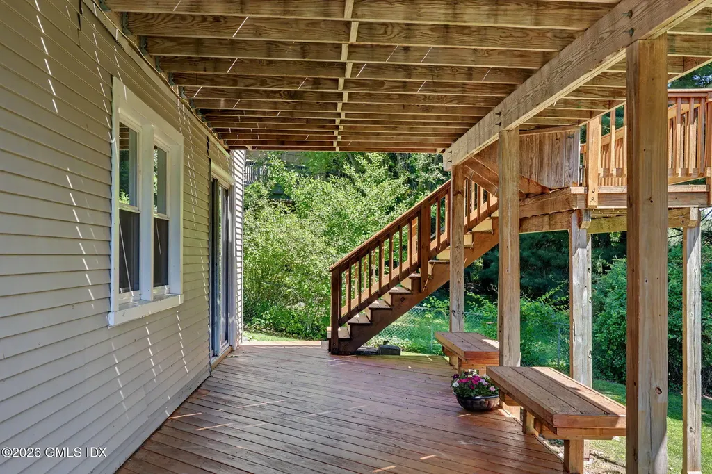 22 Nedley Lane Greenwich CT 06831