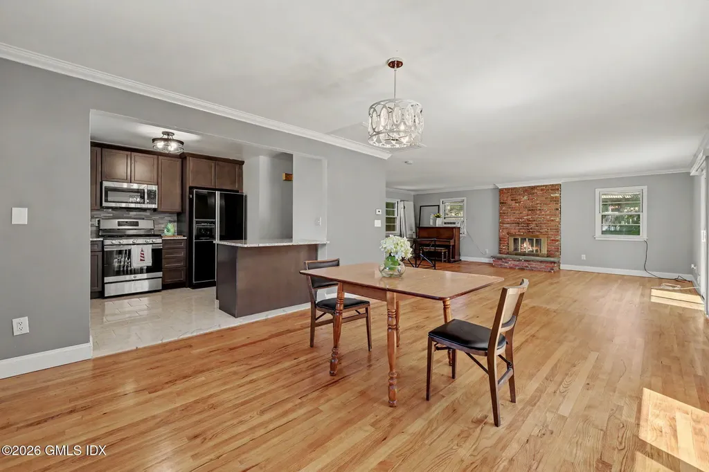 22 Nedley Lane Greenwich CT 06831
