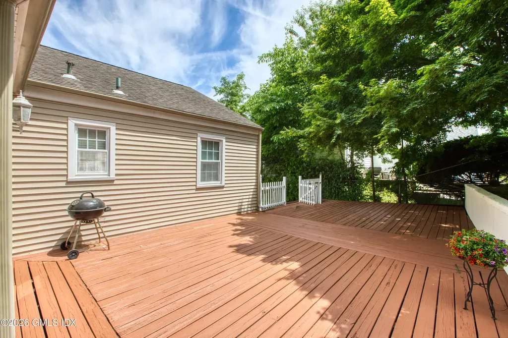 86 Sound Beach Avenue Extension Greenwich CT 06830