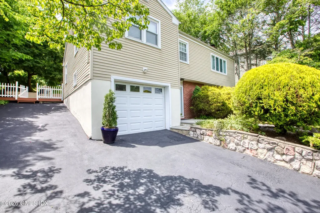 86 Sound Beach Avenue Extension Greenwich CT 06830